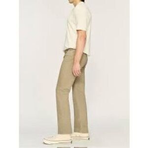 NWT DL1961 Avery relaxed straight leg jeans Size 29/32 Cream color